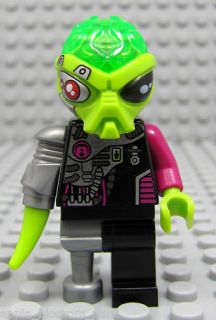 NEW Lego Alien Conquest Cyborg PIRATE VILLAIN Minifigure 7066 Green 