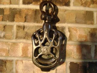 Antique / Vintage Cast Iron F E MYERS 1800s Barn Pulley Farm Tool 