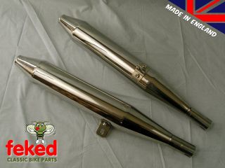 MOTO GUZZI V7   PAIR OF STAINLESS EXHAUST SILENCERS   WITHOUT BALANCE 