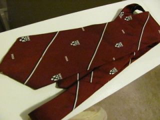  HARVARD BUSINESS SCHOOL 1953 RED Stripe Crest 100% Silk Neck Tie