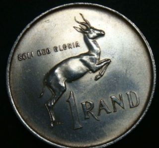 1966 SILVER SUID AFRIKA LEGEND (SOUTH AFRICA) 1 RAND (HALF CROWN SIZE 