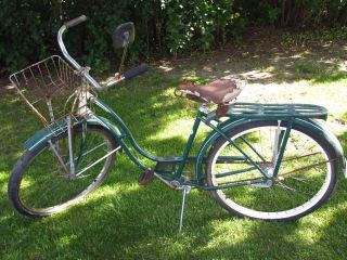 Vintage 1950s Green Spitfire Hornet Schwinn Ballon Tire Bicycle