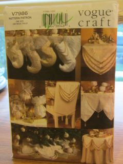 Vogue Craft Luxe Christmas Stockings Table Cloth Tree Skirt Mantle 