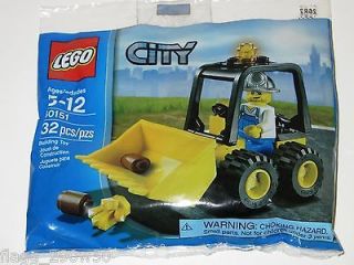   * Mining Bulldozer with Crane Driver Mini Figure Set #30151  32 pcs