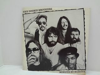 Vintage THE DOOBIE BROTHERS Minute By Minute Vinyl LP Record Album 