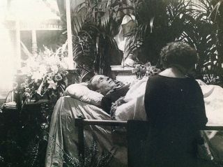 Post Mortem Funeral Photograph Rudolph Valentino in Coffin with 