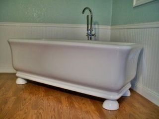 M44 FREE STANDING PEDESTAL BATHTUB & FAUCET clawfoot tub