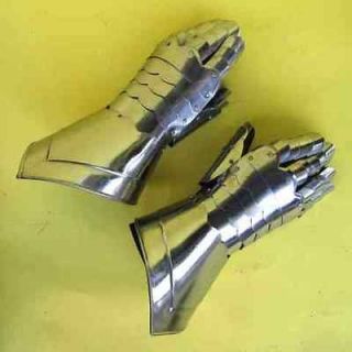 Buy Now New Costume _ Medieval Leather and Metal Gauntlet Richard II 