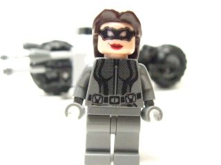 LEGO Batman Dark Knight Rises Catwoman Cat Woman with BATPOD