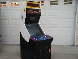 2005 golden tee in Video Arcade Machines