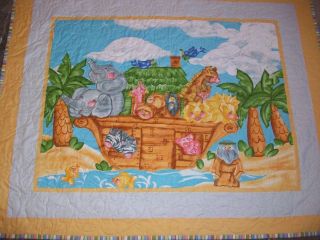 Handmade Noah Ark Baby Quilt   Baby Animals Quilted All Over   SEE 