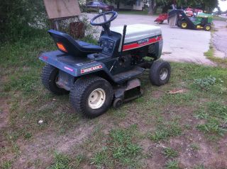 White Riding Lawn Mower ** Sweetest DEAL **