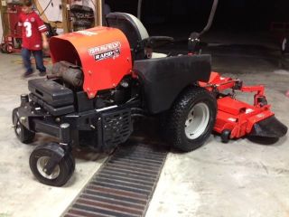 Gravely TOP OF THE LINE Rapid XZ Zero Turn Mower Only 220 HOURS