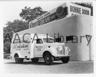 1941 Studebaker M15 Refrigerator Truck, Ice Cream, Factory Photo (Ref 