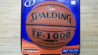 spalding basketball tf 1000 in Balls
