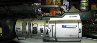   Sony VX2000 & Tripod Bundle DCR VX2000 VX 2000 Camcorder Handycam 3ccd
