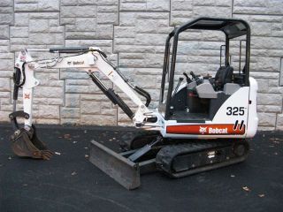 2011 Bobcat 325 G Series Mini Excavator Only 85 Hours! All Original 
