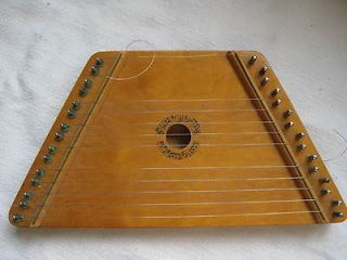 Vintage SMALL WORLD TOYS Zither in Box NOT IN WORKING CONDITION
