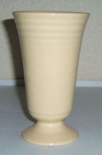   Retro Bauer Pottery Cal Art USA Ivory Off White Swirl Vase Signed 10