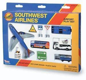 RT8181 Real Toys Southwest Airlines Airport 12 Piece Play Set