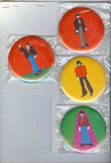   1968 LARGE YELLOW SUBMARINE BEATLES COLORFUL BAND MEMBER PINS ON CARD
