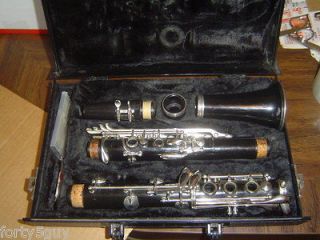 Vito Student Clarinet in Very Good Used Condition   professionally 
