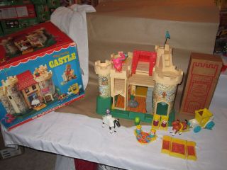 little people castle set
