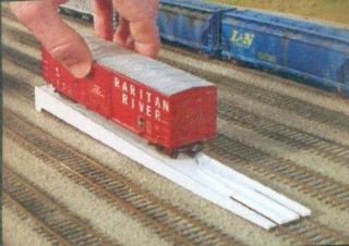 Toys & Hobbies  Model Railroads & Trains  N Scale