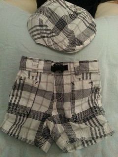 BABY GAP BOY OUTFIT SHORTS AND NEWSBOY HAT PLAID 0 3 MONTHS