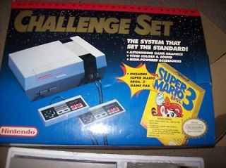 Nintendo NES Challenge Set With Original Box and 4 Games & Zapper