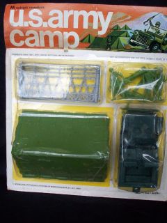 Vintage MPC US Army jeep, tent, barb wire, and soldiers 1973 1/32