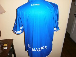 El Salvador boys soccer jersey blue and white size Youth Medium