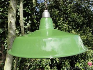 FUNKY LARGE GREEN ENAMEL FACTORY CEILING LIGHT SHADE INDUSTRIAL 