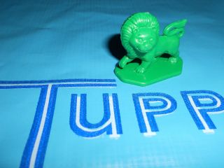 VINTAGE TOY TUPPERWARE LION FIGURINE TUPPERTOY FOR L BUSY BLOCKS