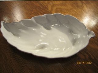   FRANKOMA POTTERY FOOTED LEAF CANDY/TRINKET DISH WHITE W/RED CLAY #225