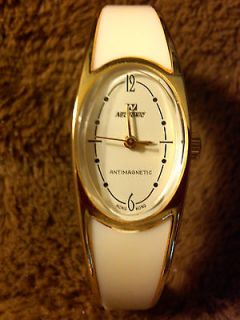 Vintage Watch by Nelsonic Bangle bracelet style