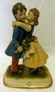  Capodimonte Girl Boy Kissing Lovers Courting Flowers Figurine Italy