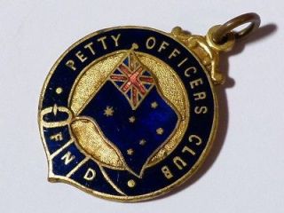 Australia FLINDERS NAVAL DEPOT Petty Officers Club Medal Enamel Badge 
