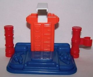Fisher Price Little People Doctor Baby Scale Height Fence Town City
