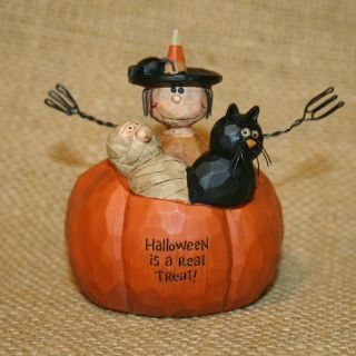 Pumpkin With Witch Mummy Black Cat Blossom Bucket Halloween Figurine