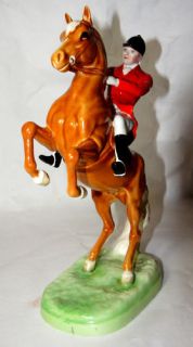 RARE BESWICK HUNTSMAN ON REARING PALAMINO HORSE 868 