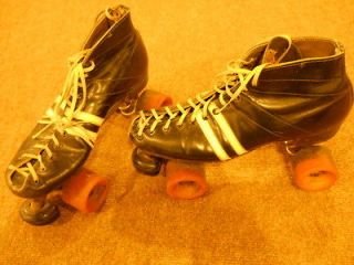 Vintage Riedell Red Wing Mens Size 9 Roller Skates with Zinger wheels