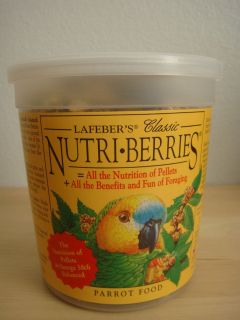 parrot food in Food & Treats