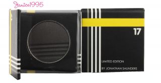 BOOTS 17 Eyeshadow Grey/Black Limited Edition by Jonathan Saunders 