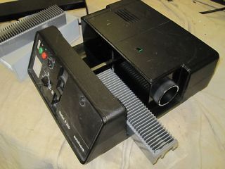   projector ROLLEI P360 with maginon 85mm lens auto focus+2 cassettes