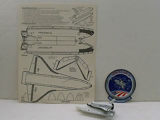 Space Shuttle NASA Paper Glider Kit & Metal Model & Space Lab Sticker 