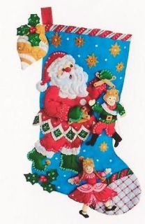   Santa with Marionettes Puppet Show Felt Christmas Stocking Kit New