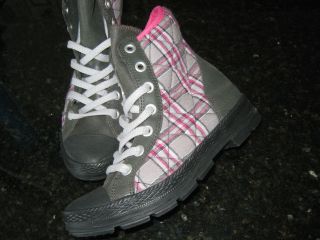 CONVERSE ALL STAR WOMENS SZ 8 OUTSIDER BOOTS PINK GREY GRAY PLAID 