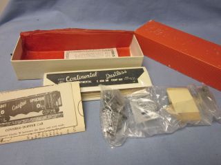 BAY COVERED HOPPER by RED BALL 40TH ANNIVERASRY KIT   COLLECTORS 