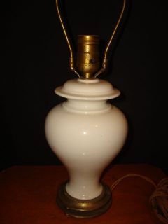VINTAGE GINGER JAR WHITE GLAZE TABLE LAMPS original Brass base, finial 